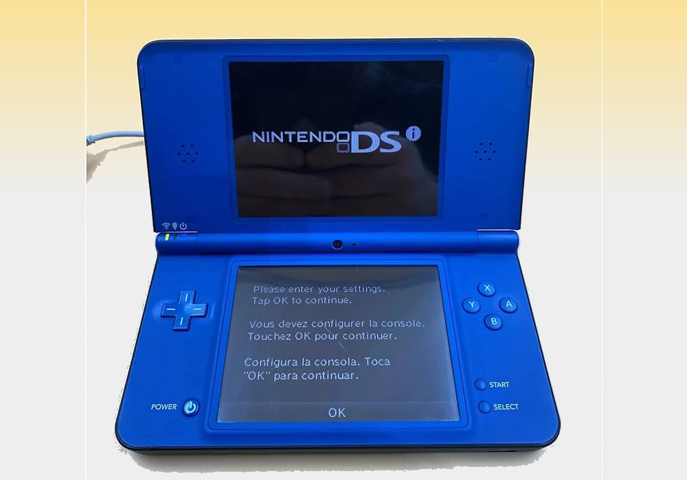 NINTENDO DSI UPLOADS PHOTOS DIRECTLY TO YOUR FACEBOOK 